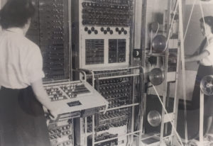 'Colossus' the world's first electronic computer