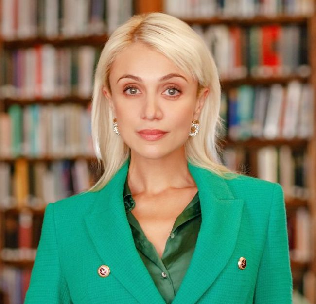 Ana Nacvalovaite