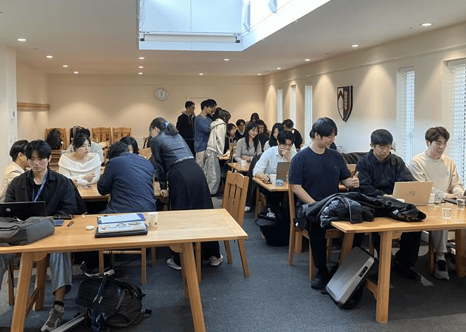 Global Cybersecurity Talent Development Programme - demonstrating group work