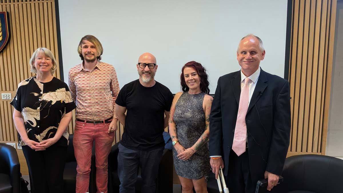 Panel speakers