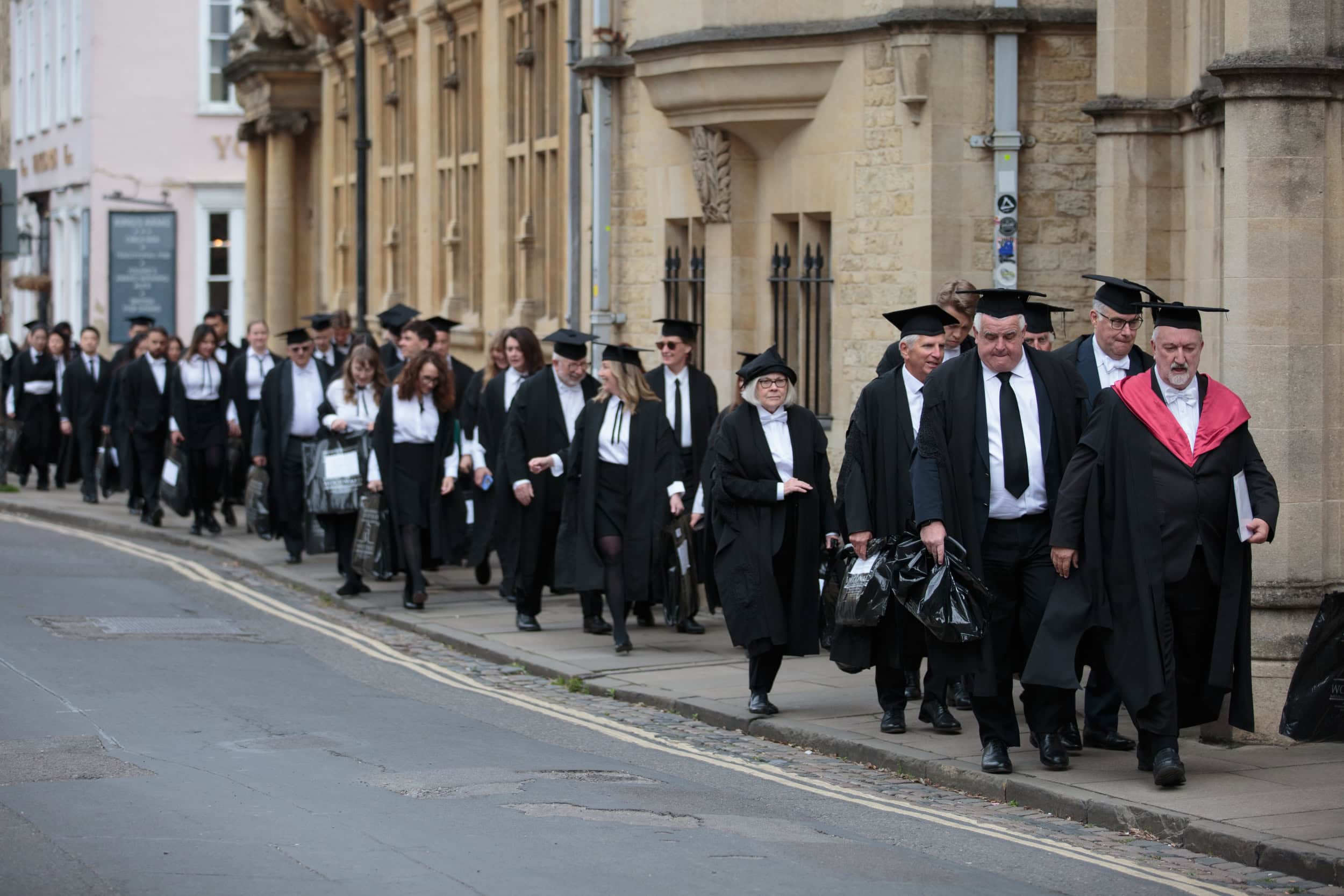 Students walking along the path of Broad Street